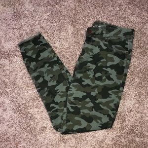 camo jeans